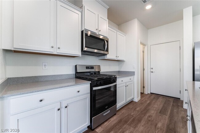 Building Photo - 4149 Gold Desert St