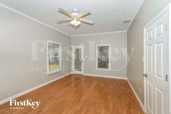 Building Photo - 4990 N Peg Ln