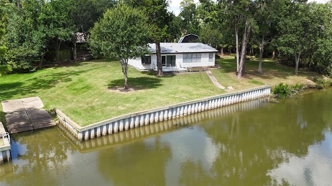 Building Photo - 12305 Pine Oak Dr