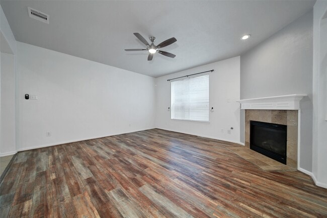 Building Photo - 17247 Mitchell Pass Ln