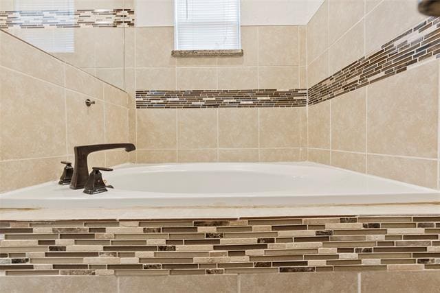 Building Photo - 750 S Valentine Dr