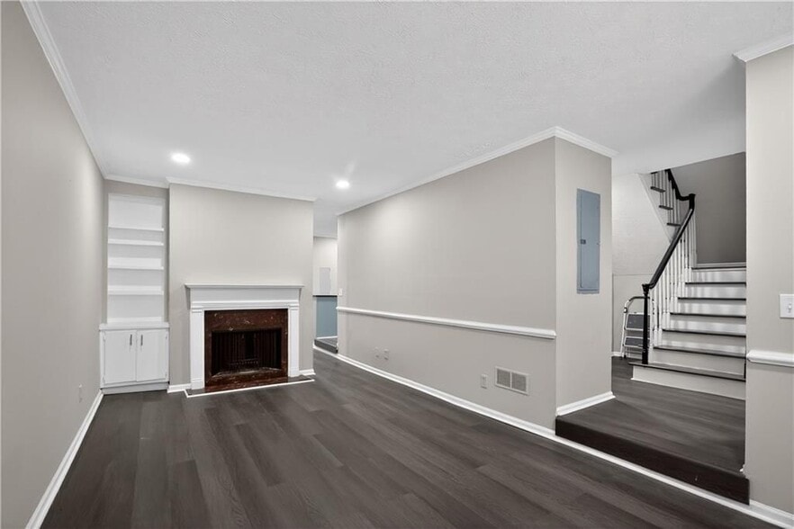 Building Photo - 105 Glen Acres Ct