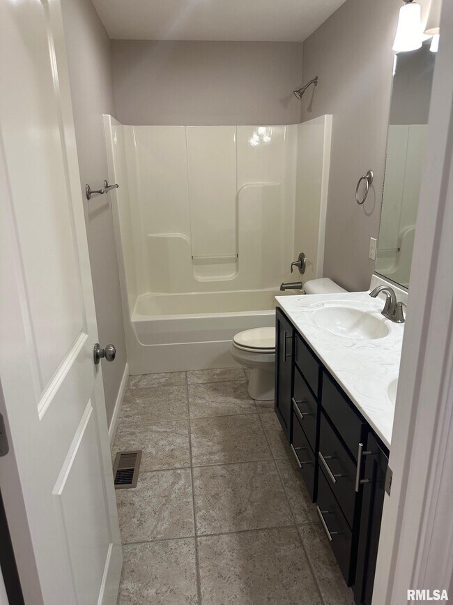 Building Photo - 11212 N Granite St