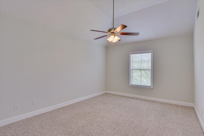 Building Photo - 5564 Connor Dr