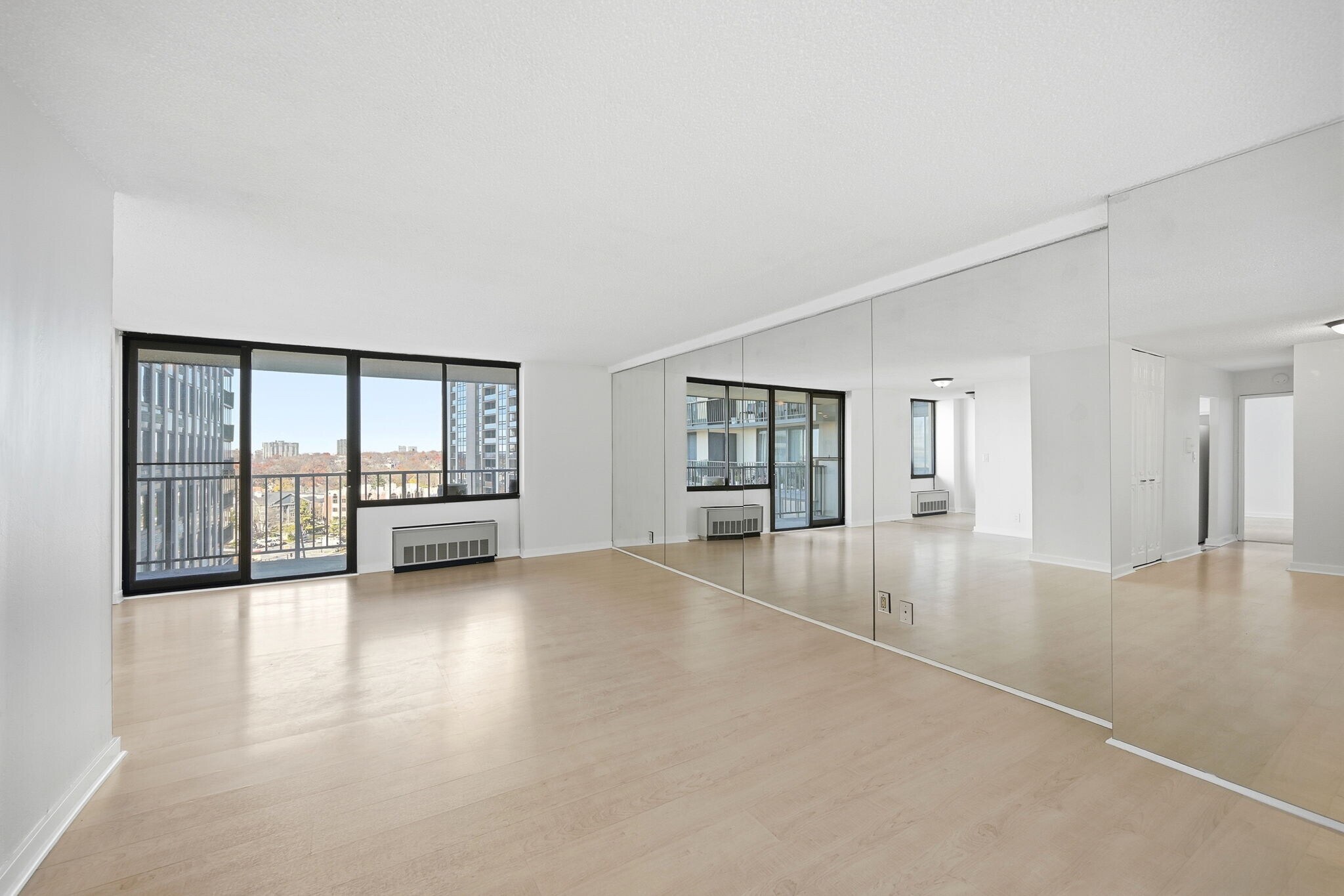 Building Photo - 300 Winston Dr