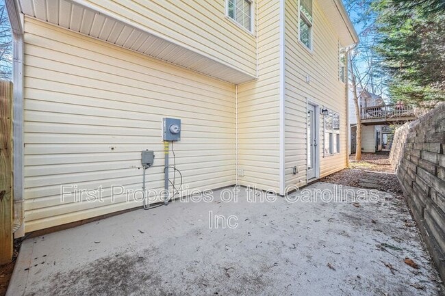 Building Photo - 1411 Swaying Branch Ln