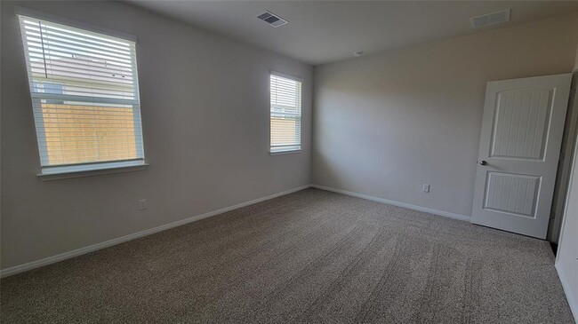 Building Photo - 115 Palo Pinto Dr