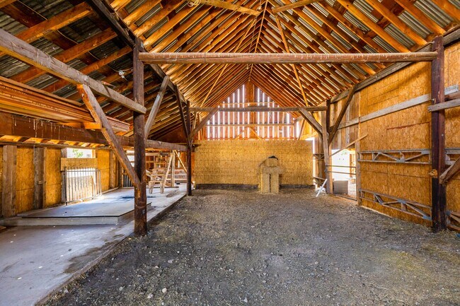 Building Photo - 1314 S 2950 E