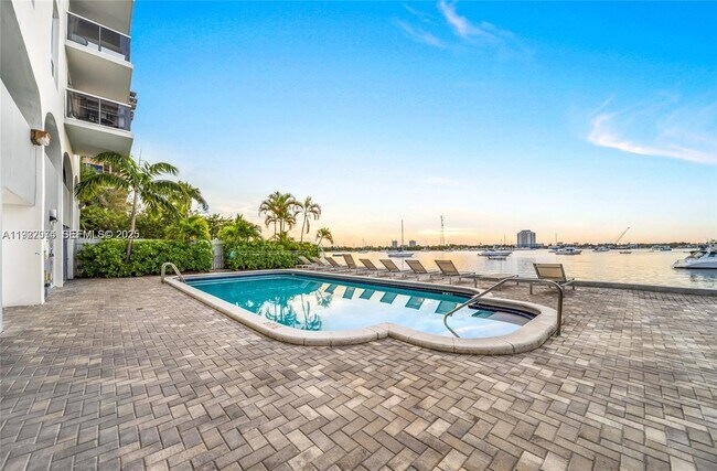 Building Photo - 7928 West Dr