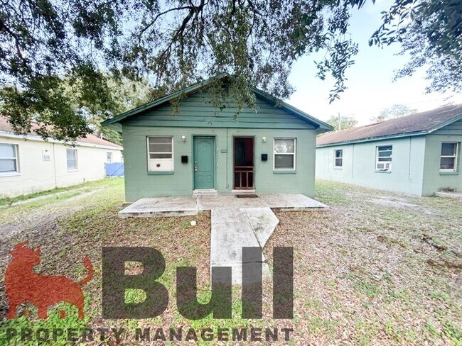Primary Photo - 905 W Anderson St