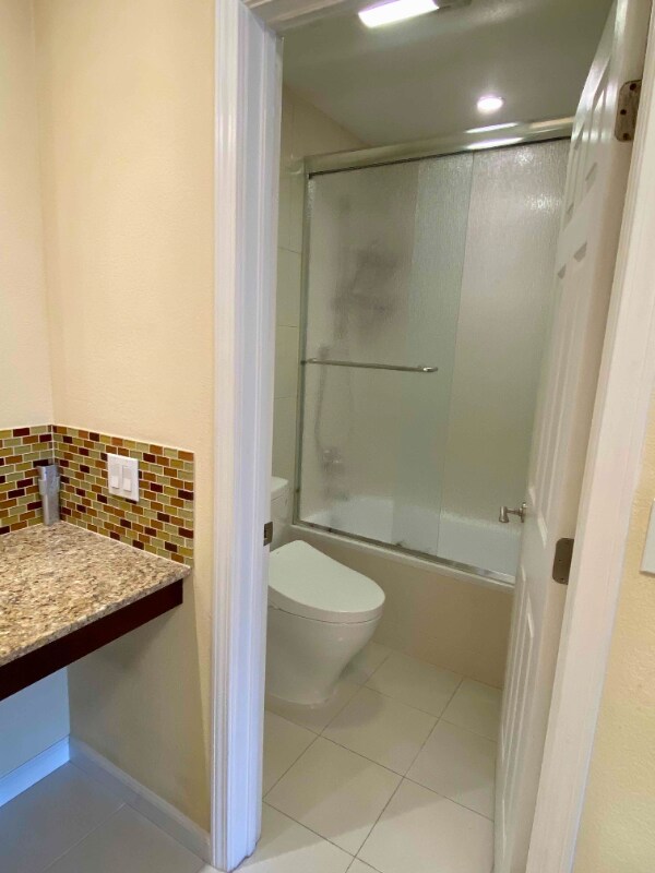 Building Photo - 800 Sea Spray Ln
