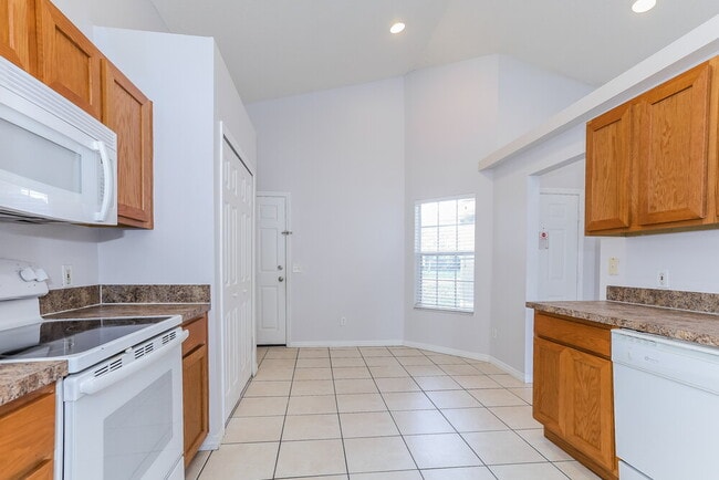 Building Photo - 2234 Majestic Eagle Cir