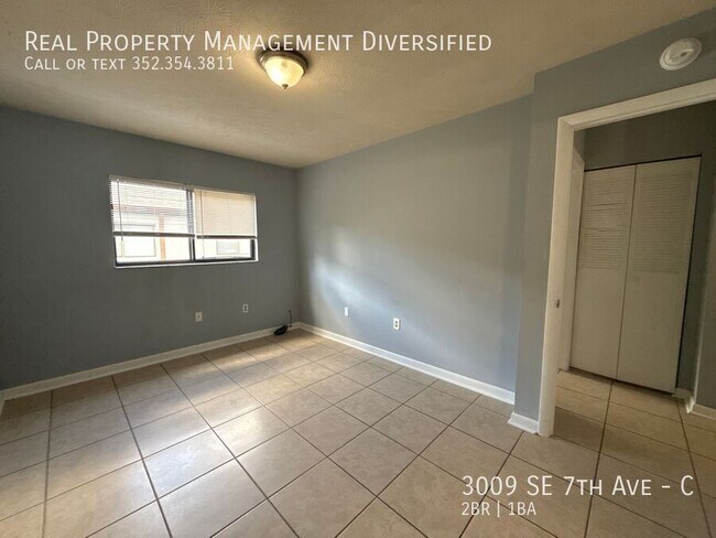 Building Photo - 3009 SE 7th Ave