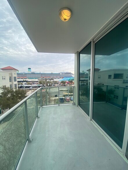 Building Photo - 111 N 12th St