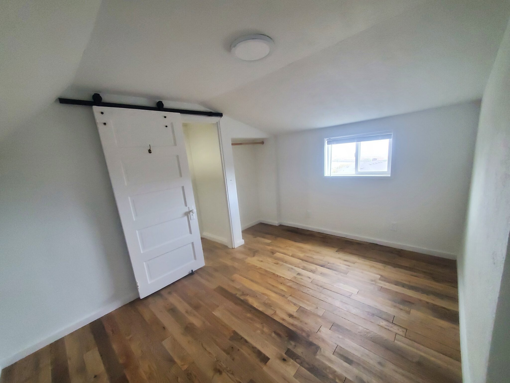 Building Photo - 593 Rivington St