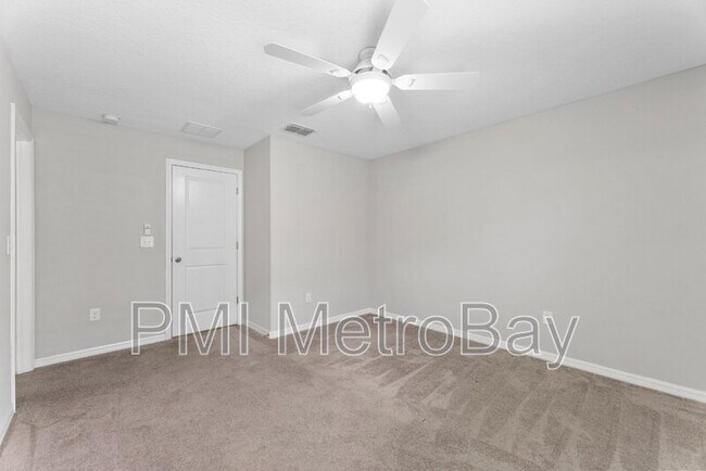 Building Photo - 9703 Sage Creek Dr