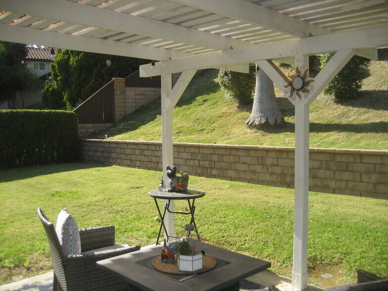 Building Photo - 27101 Nogal