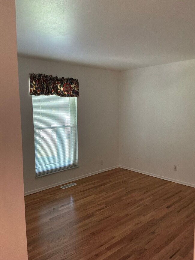 Building Photo - 6306 Treeridge Trail