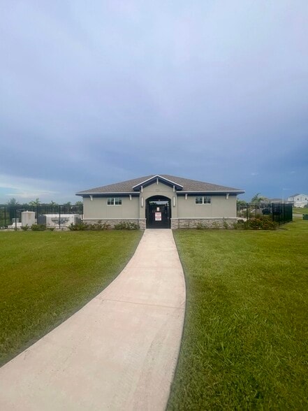 Building Photo - 336 Kayden Cv