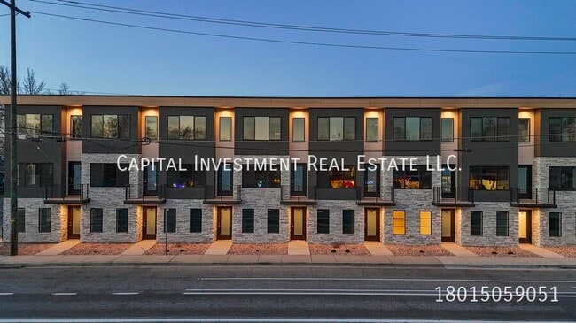 Building Photo - 1689 S W Temple St