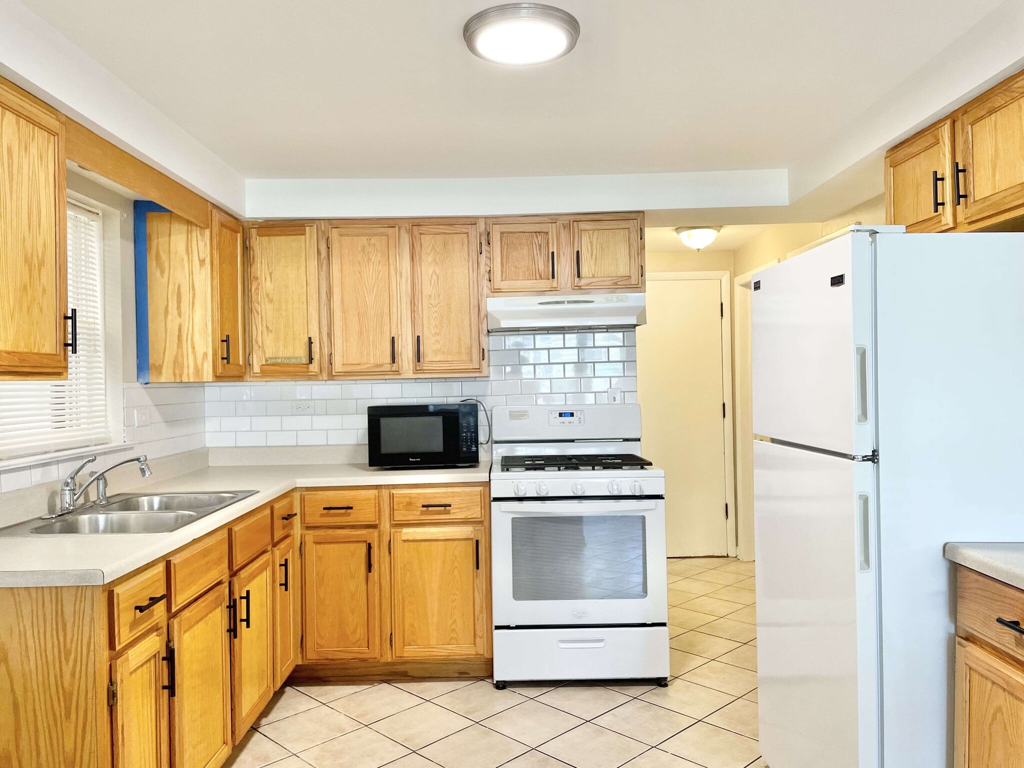 Building Photo - 2036 N 72nd Ct