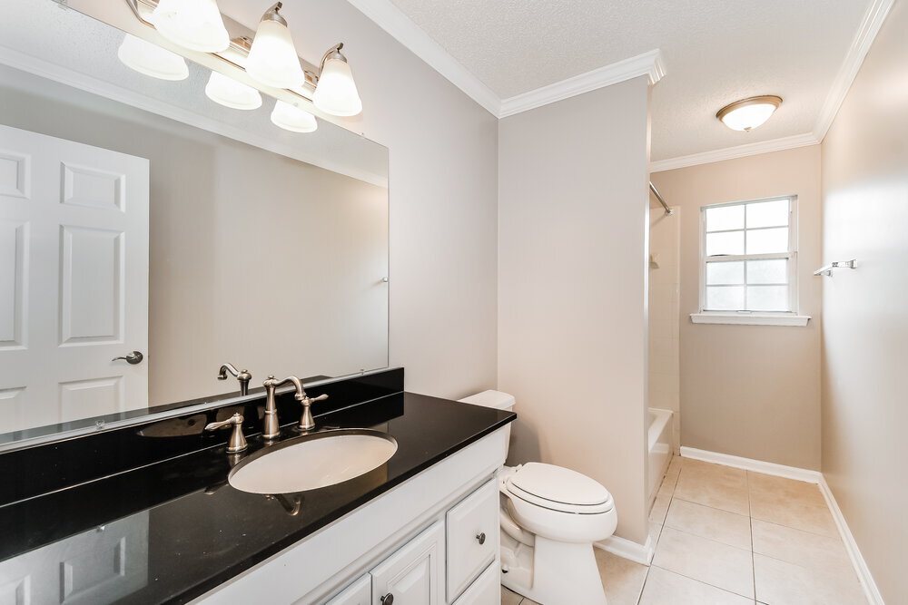 Building Photo - 7957 Macinnes Dr