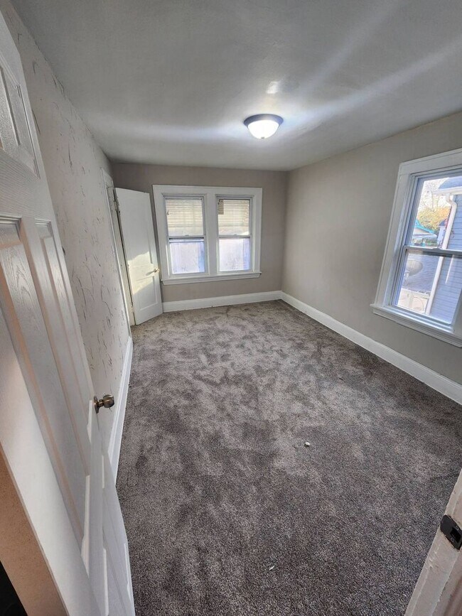 Building Photo - Beautiful 3-Bedroom Home for Rent – Perfect for Families!