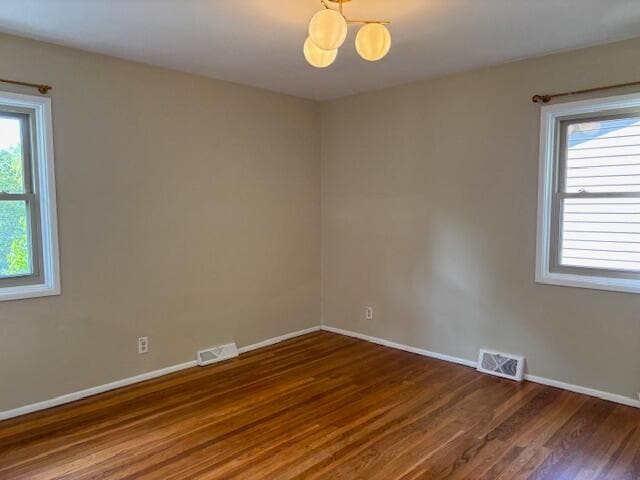 Building Photo - 921 Lennox St