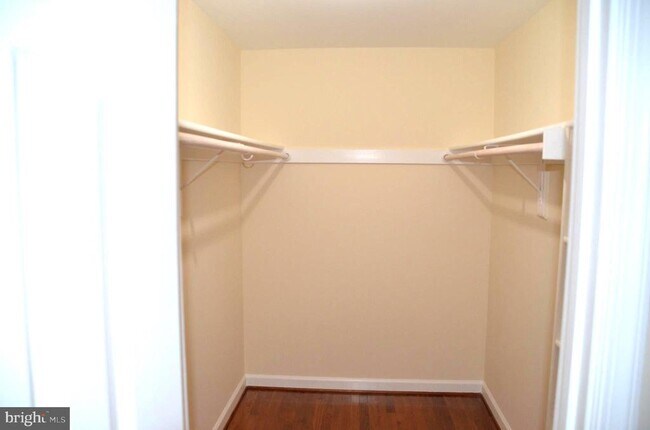 Building Photo - 6086 Joust Ln