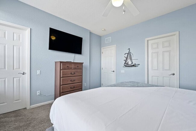Building Photo - TH130 - Townhome near all major attractions