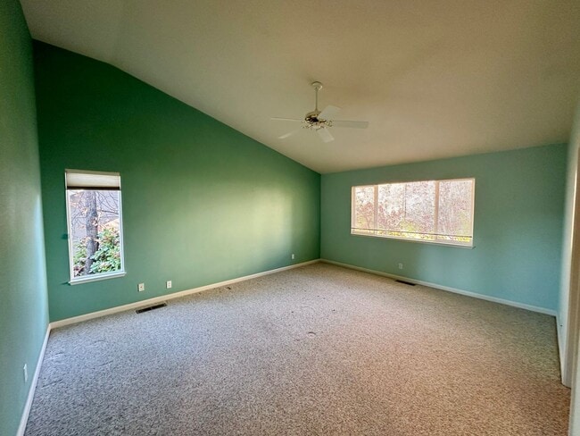 Building Photo - 2 Bedroom 2 bathroom House in Morgan Ranch