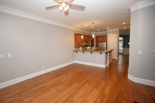 Building Photo - 839 Inman Vlg Pkwy NE