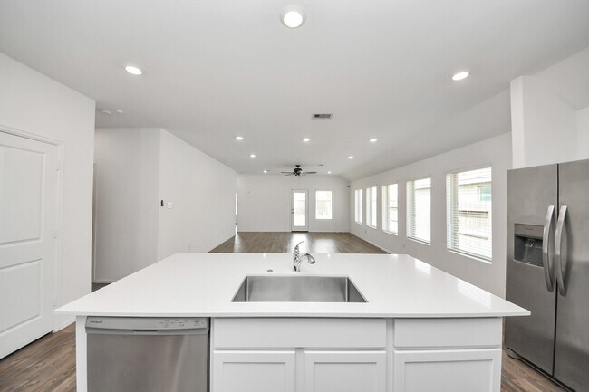 Building Photo - 7319 Bridal Ranch Dr