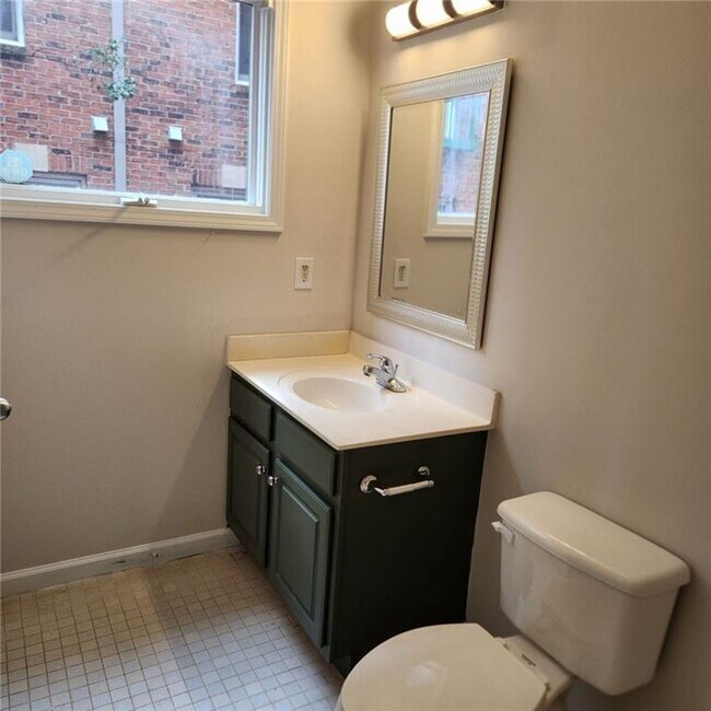 Building Photo - 687 Bonaventure Ave NE