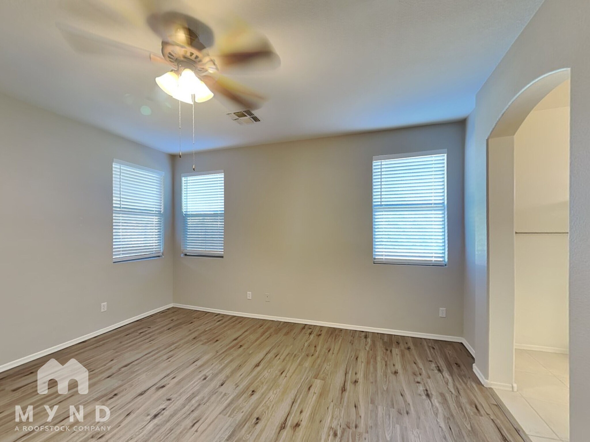 Building Photo - 4053 S Shady Ct