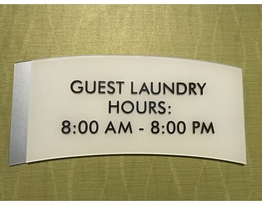 Building Photo - 358 Main St