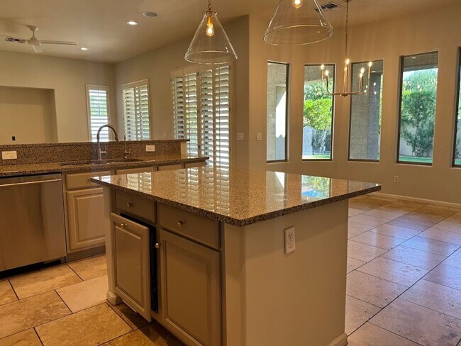 Building Photo - Resort-Style Phoenix Home with Pool, Outdo...