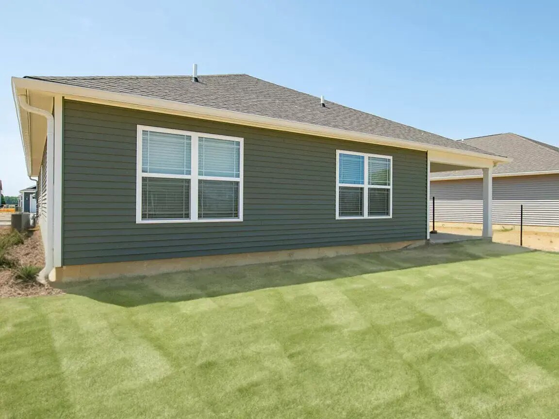 Building Photo - 873 Lotus Dr