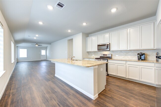 Building Photo - 21414 Hawthorn Harvest Cir