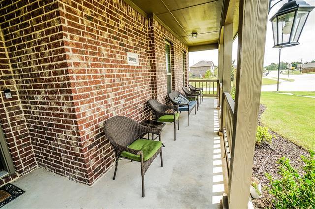 Building Photo - 1002 Sunnyvale Dr