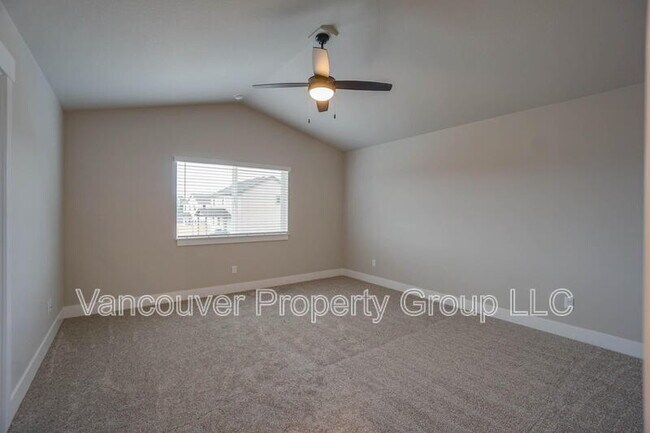 Building Photo - 2351 E Otter Lp