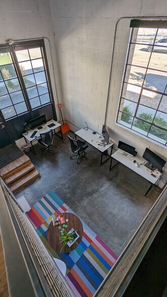 Building Photo - 25 W 400 S