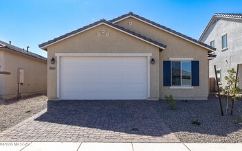 Building Photo - 6624 E Via De Los Compas