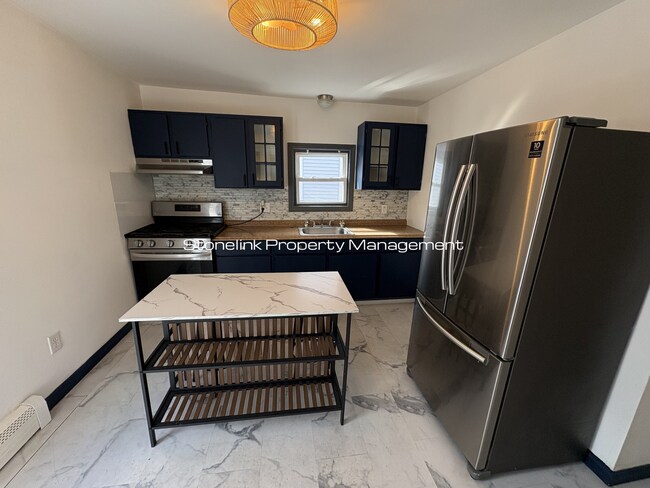 Building Photo - 55 Paradis Ave