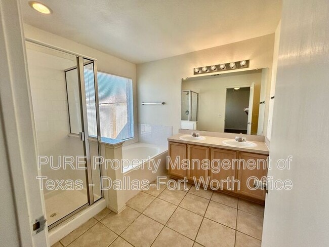 Building Photo - 1717 Wind Dancer Trail