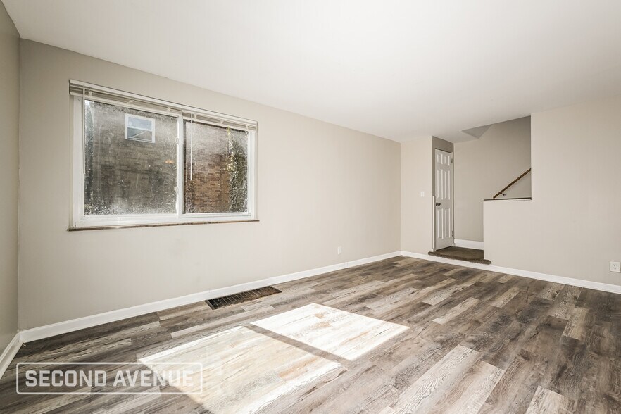 Building Photo - 124 Dauntless Dr