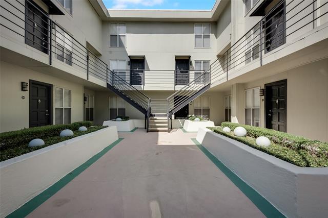 Building Photo - 4211 Holland Ave