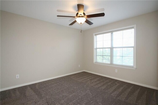 Building Photo - 2502 Elkhorn Ranch Rd