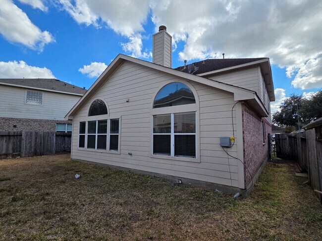 Building Photo - 8214 Point Pendleton Dr