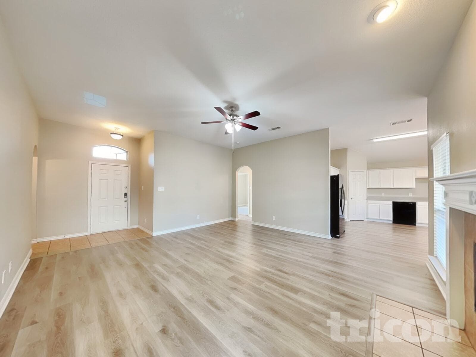 Building Photo - 2108 Cancun Dr